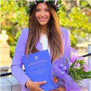 Docente di inglese presso Gori Hair School è laureata in Traduzione e Interpretariato offre lezioni di inglese e italiano come L2